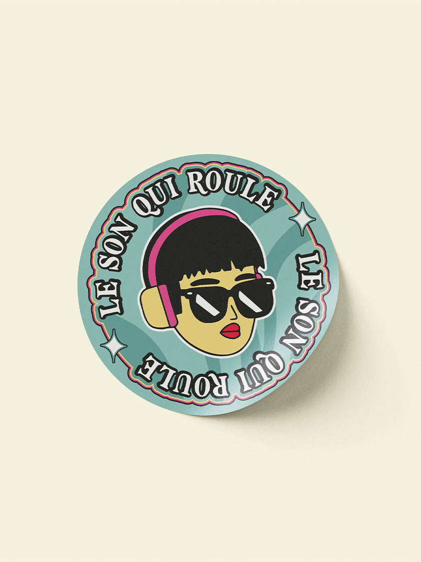 Logo, identité visuelle et stickers pour un DJ concept de soirée techno itinérante